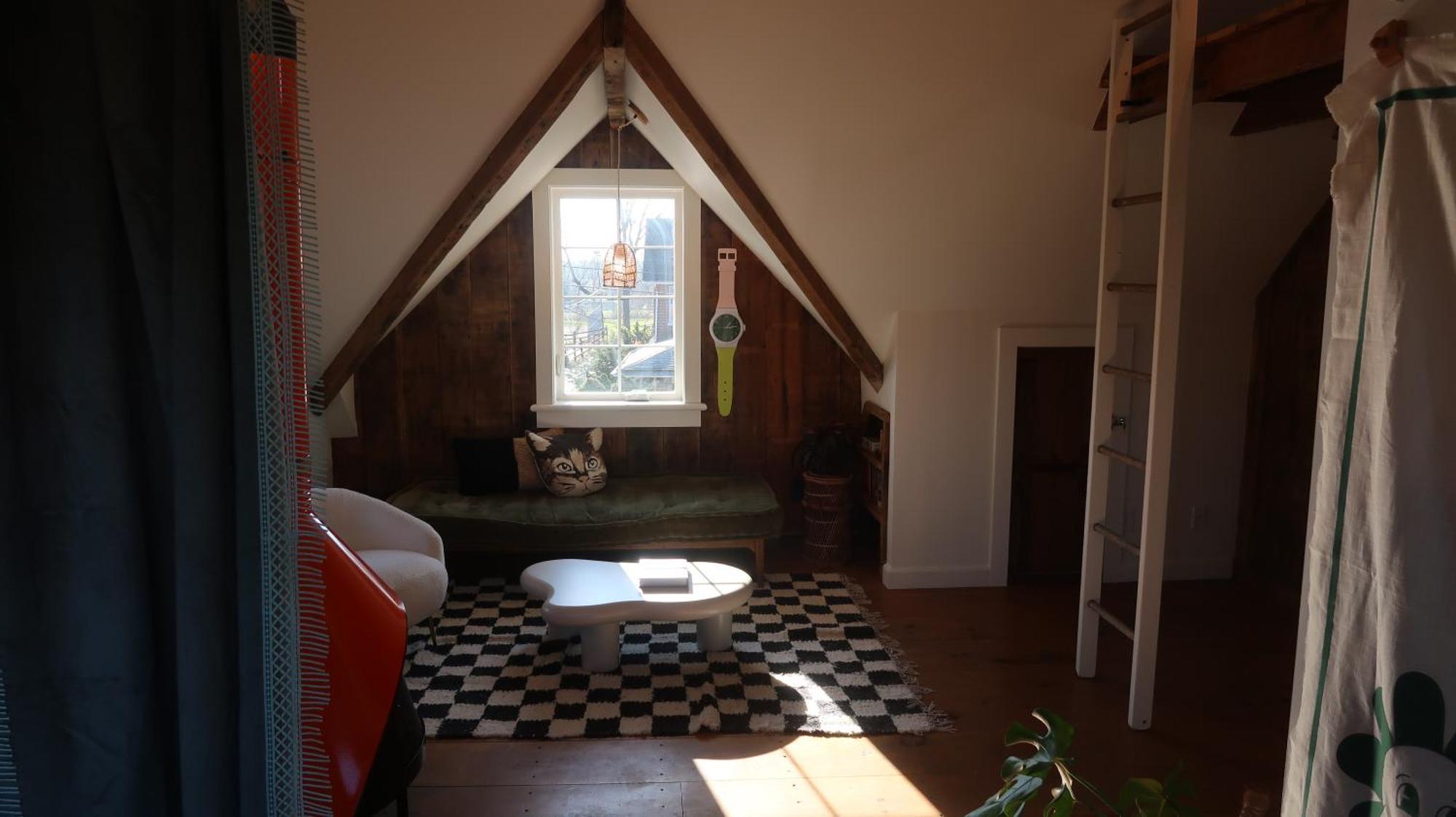 Creative Private Attic 1Br Suite Honey Brook Экстерьер фото