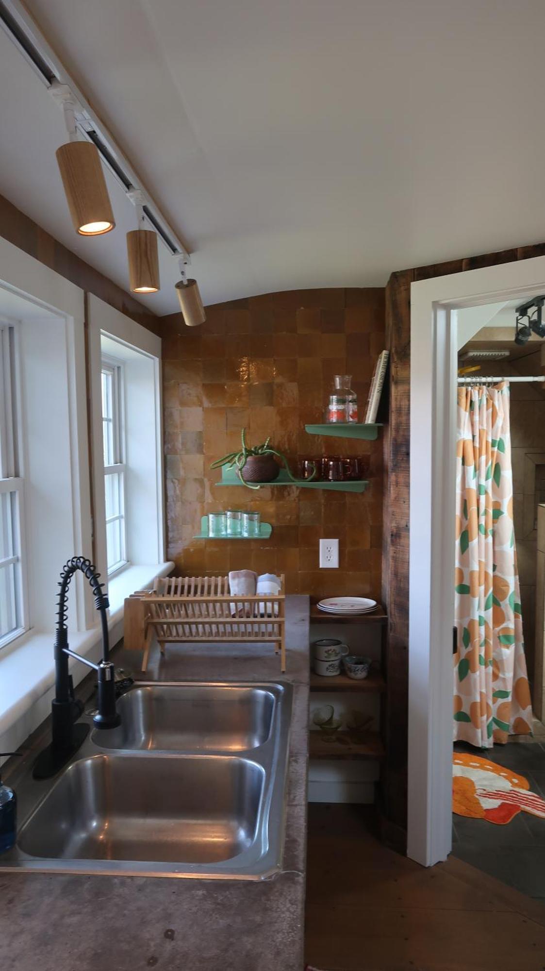 Creative Private Attic 1Br Suite Honey Brook Экстерьер фото